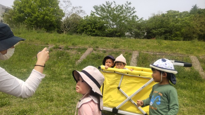 久しぶりの　砂　土遊びも